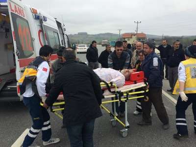 Kazada ölen 35 yıllık eşine ağladı