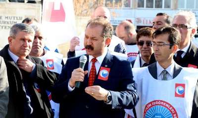 Eğitim-İş'ten Yeni Akit Gazetesi hakkında suç duyurusu