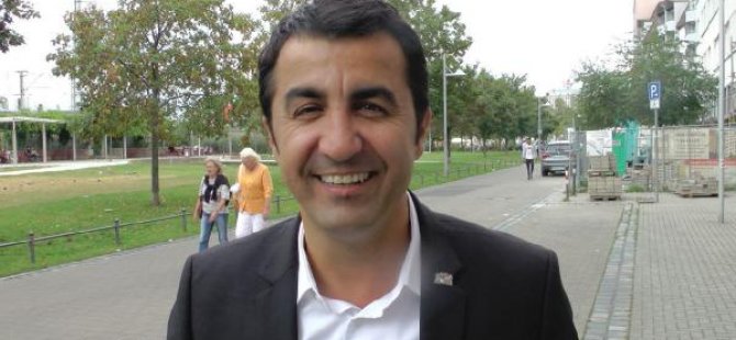 'Camilerde Türkçe konuşulmasının yasaklanması rencide edici'