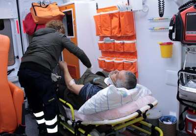 İki otomobil çarpıştı: 2 yaralı