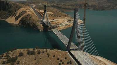 TÜRKİYE'NİN EN UZUN 3'ÜNCÜ KÖPRÜSÜNDE SONA GELİNDİ