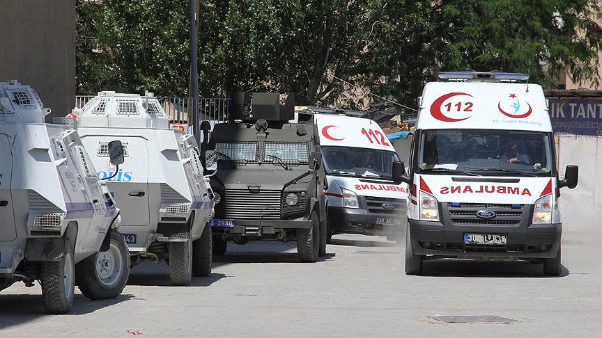Şemdinli'de karakola saldırı: 10 asker şehit