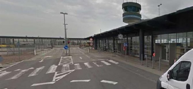 Boşaltılan iki havalimanı trafiğe açıldı