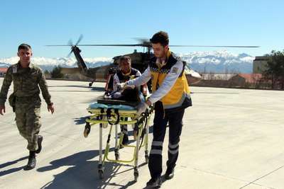 Askeri helikopter balkondan düşen 6 yaşındaki Şeyma için havalandı