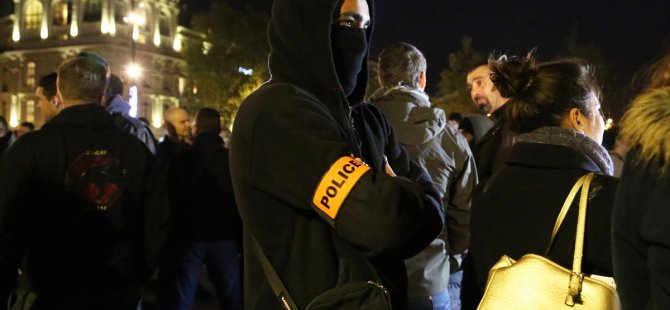 Fransa'da polisler ayaklandı