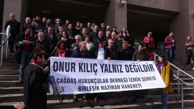 Adliye önünde açıklama yapan 100 avukat için soruşturma