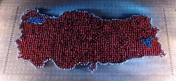 İzmir'de 2123 kişilik zeybek