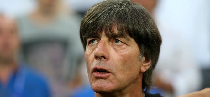 Löw, 2020'ye kadar Almanya'nın başında