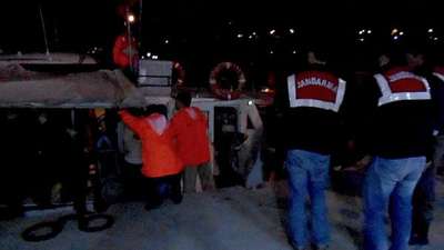 Adana'da uydu takipli insan kaçakçılığı operasyonu: 26 gözaltı