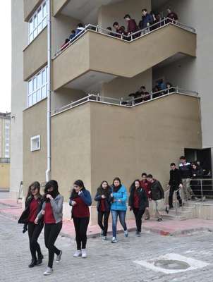 Fen Lisesi'nde yangın tatbikatı