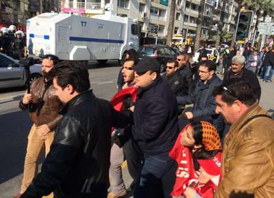 İzmir'de Berkin Elvan gözaltısı