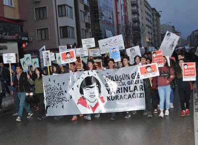 Eskişehir'de 500 kişi Berkin için yürüdü