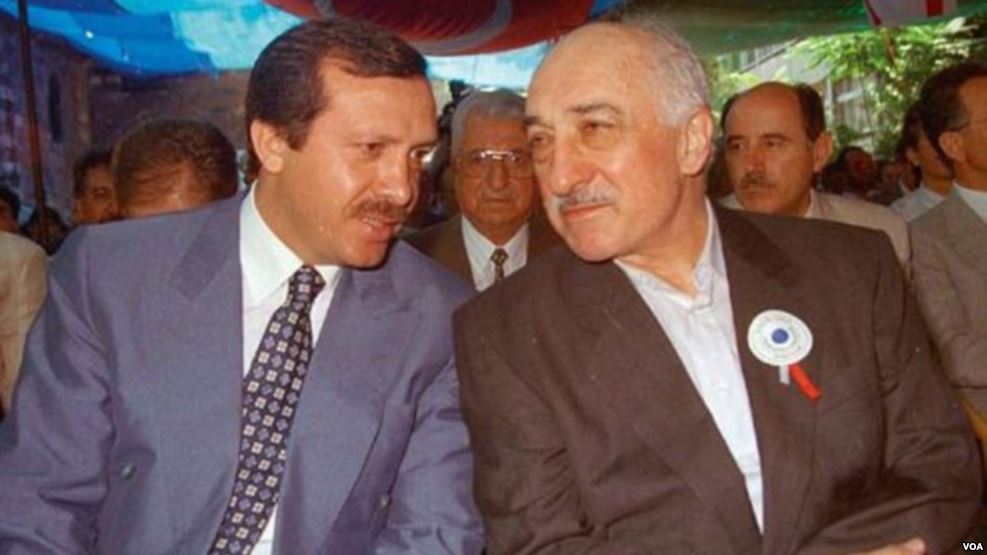 CHP: Gülen'i AKP kurtardı