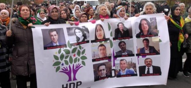 Köln'de HDP protestosu