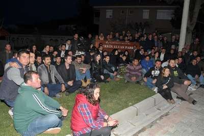 CHP'li gençlerden Berkin Elvan nöbeti