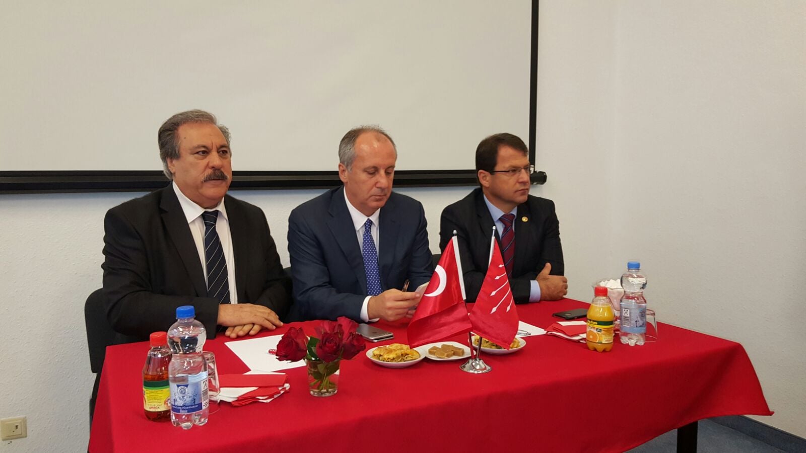 Muharrem İnce CHP NRW'yi ziyaret etti