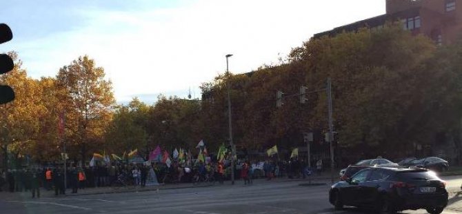 Hannover Başkonsolosluğu'na ait araç kundaklandı