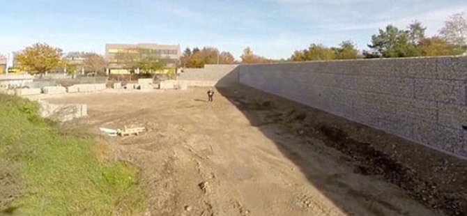 Münih'te sığınmacılara karşı duvar örülüyor