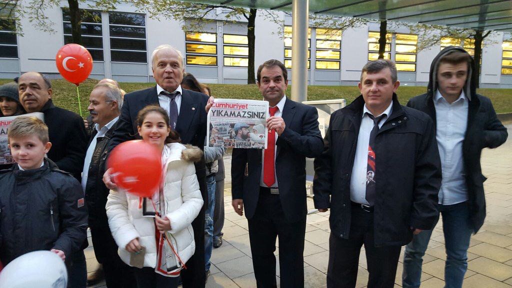 'Cumhuriyet'e özgürlük yakışır'