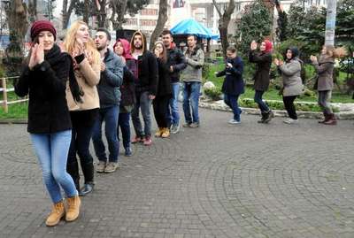 Öğrenciler, şiddet gören kadınları fotoğraflarla anlattılar