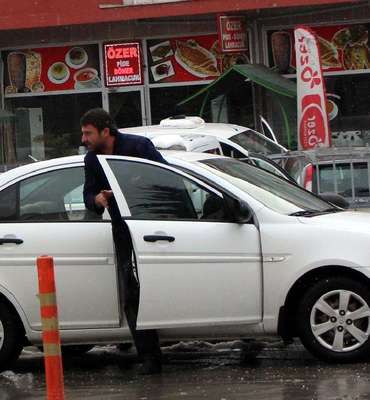 12 YAŞINDAKİ ÇOCUK SİLAHLA OYNARKEN KENDİNİ VURDU