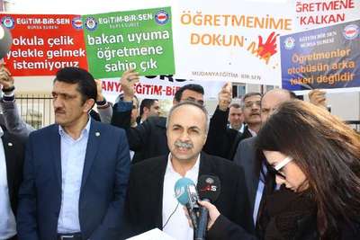 Mudanya'da öğretmene biber gazlı veli saldırısına tepki