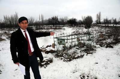 SULUSARAY'DA BELEDİYENİN MEZARLIK ARSASI DA HACİZLİ