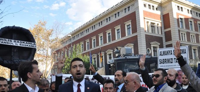 Alman Başkonsolosluğu önünde protesto
