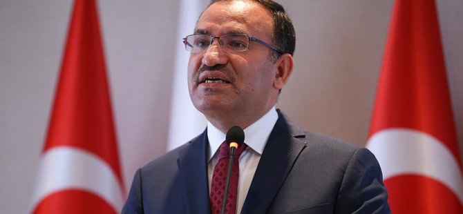 'Alman anayasası açıkça ihlal edilmiştir'