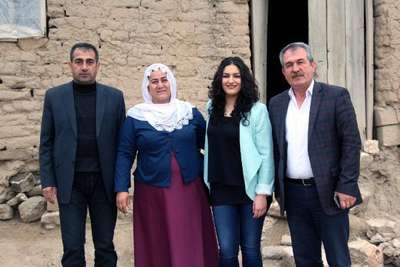 Batman'ın köyündeki kerpiç evden Avrupa Parlamentosu'na