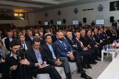 (Fotoğraflı Bülten Dağıtımı) Başbakan Yardımcısı Ali Babacan Uludağ Ekonomi Zirvesi’nde Konuştu