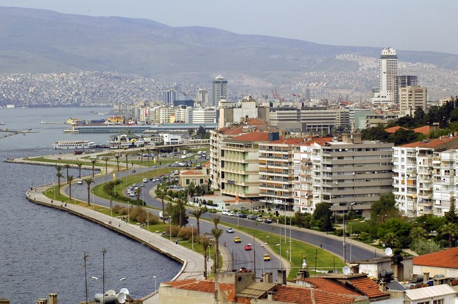 'İzmir Türkiye'den ayrılsın, AB'ye girsin'