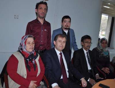 Yüz nakilli Çolak ve Acar'dan aday adayı doktora destek
