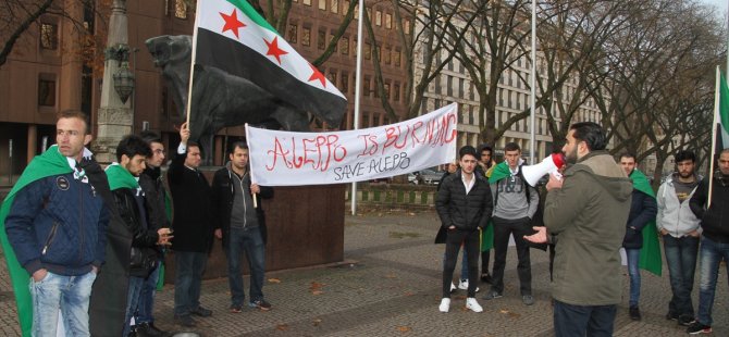 Almanya'da Halep protestosu
