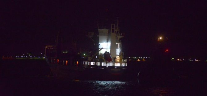 Çanakkale Boğazı'nda iki gemi çarpıştı