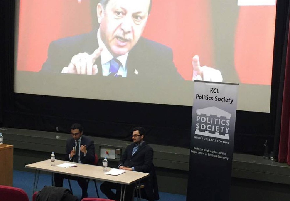 'Türkiye, liberallikten otoriterliğe kaydı'