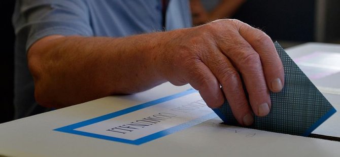 İtalya’da referandum başladı