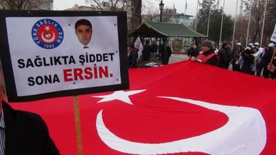 Gaziantep'te sağlık çalışanlarından iş bırakma eylemi
