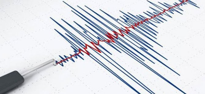 Papua Yeni Gine'de 6,3 büyüklüğünde deprem