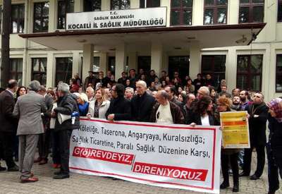 Kocaeli'de sağlık çalışanları iş bıraktı