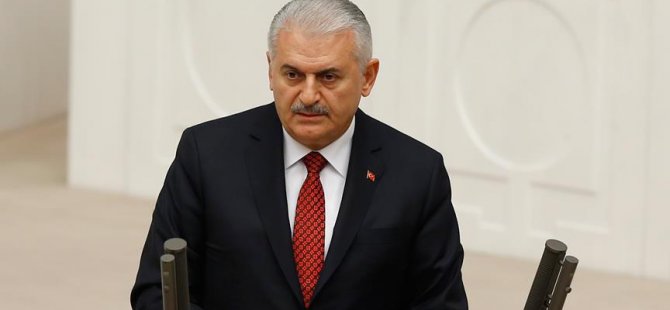 MHP'li vekiller başbakanı ayakta alkışladı