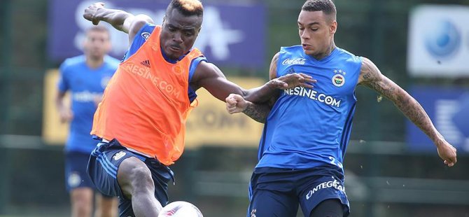 Emenike ve Van der Wiel kadro dışı
