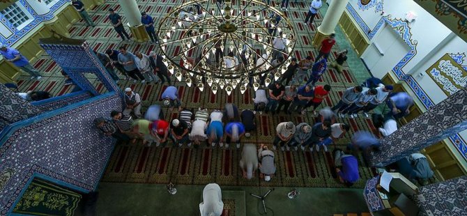 Diyanet: Yılbaşını kutlamayın, piyango almayın