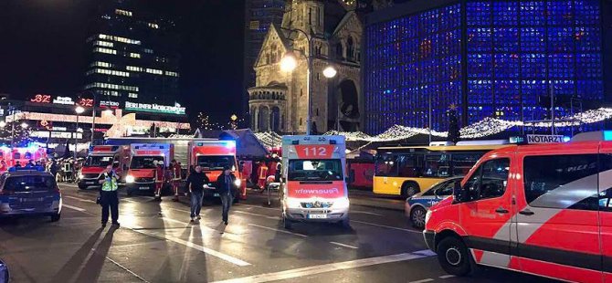 Berlin'de Noel pazarına TIR girdi: 12 ölü ve 48 yaralı