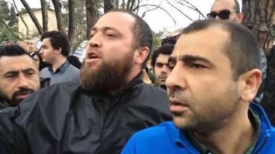 Erol Büyükburç'un cenazesinde ortaya çıkan 2 kişiye tepki