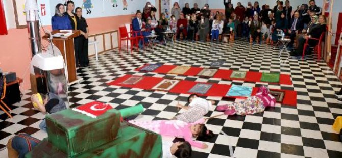 Anaokulunda darbe girişimi tiyatrosu