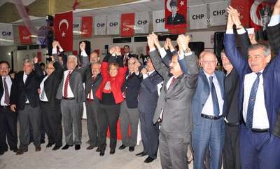CHP'li Şenatalar: AKP'nin tek alternatifi CHP'dir