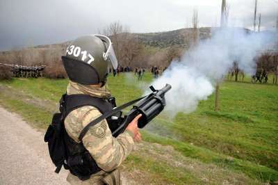 Zile'de olaylı HES eylemi