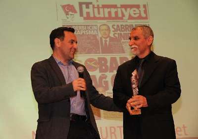 Çağdaş Gazeteciler Derneği'nden DHA'ya 3 ödül