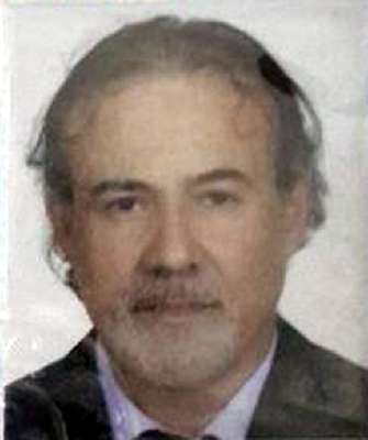 Eşiyle tartıştı, otomobilinde tabancayla intihar etti